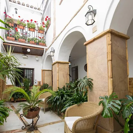 Apartment Casa Turistica Patio Cordobes - Parking Privado En La Juderia